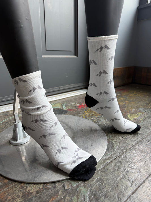 2026 Cuore White 7" FP Sock- Mountain Clouds