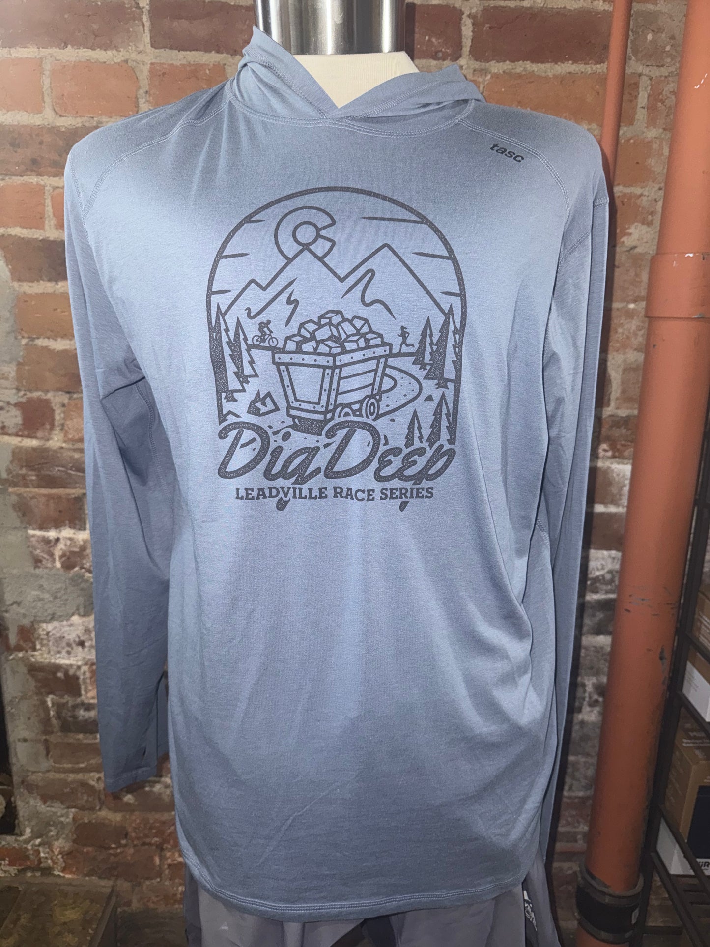 2026 Mens TASC Dig Deep Hoodie Tee